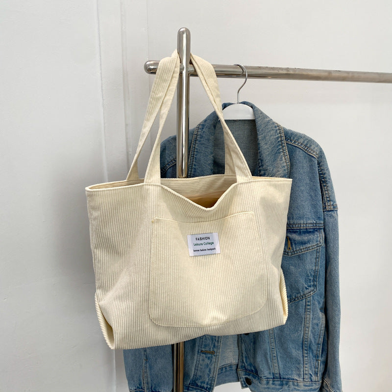 Sac à Main pour Femme – Élégance Intemporelle en Couleur Unie