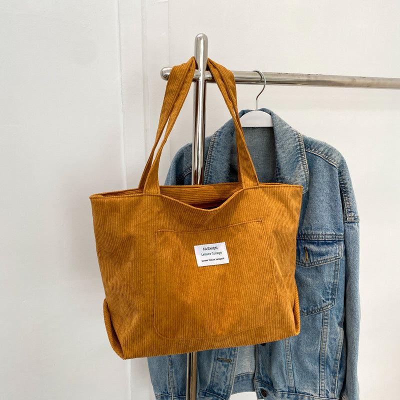 Sac à Main pour Femme – Élégance Intemporelle en Couleur Unie