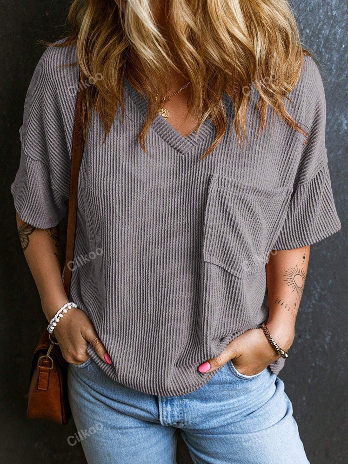 Pull col en V tendance à manches courtes